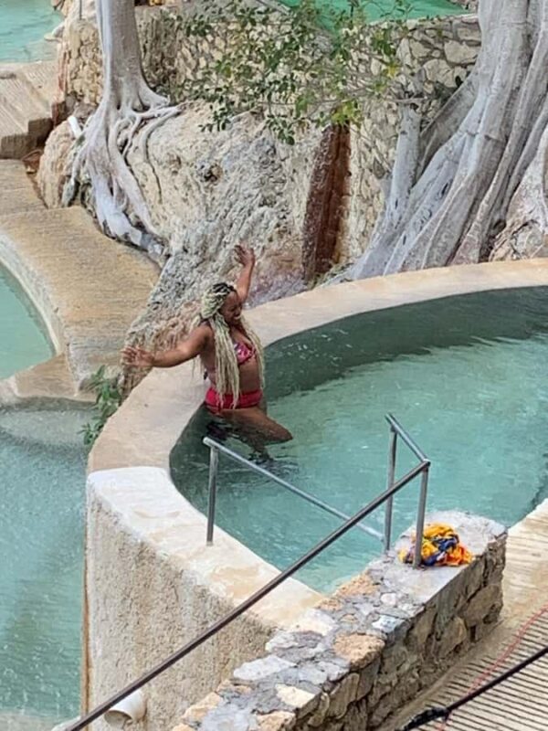 From CDMX: Hot springs and thermal baths in Tolantongo caves - Key Points