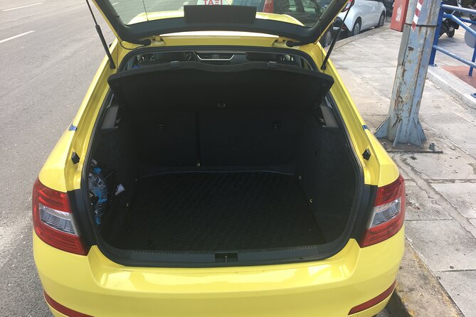 From central Athens to Piraeus Port - Meeting Point and Accessibility in Athens