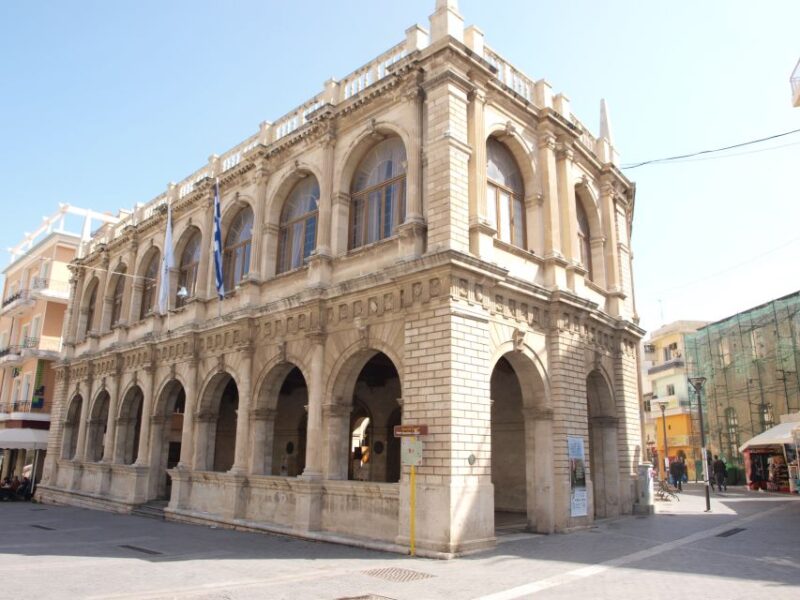 From Chania: Knossos Palace and Heraklion Full-Day Tour - Expert Guides Enhance the Experience