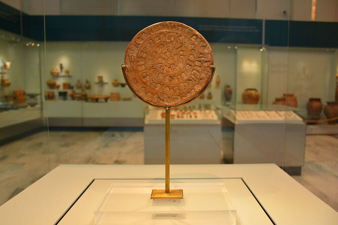 From chania : Knossos Palace & Archeological Museum Tour - Delving into Minoan Artifacts at Heraklion Museum