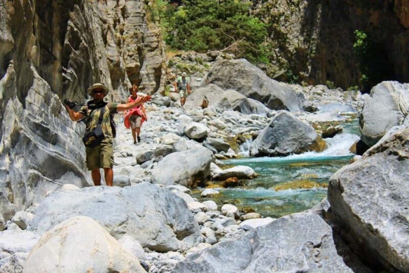 From Chania: Samaria Gorge Full-Day Guided Hiking Tour - Walking the Route: From Xyloskalo to Agia Roumeli