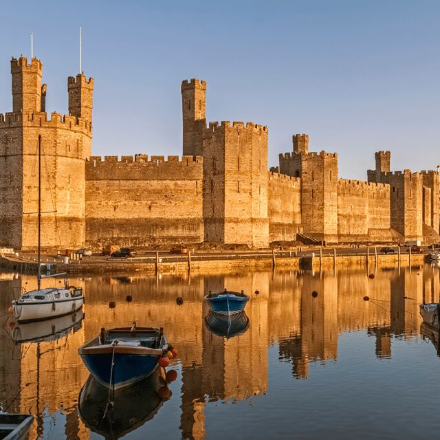 From Chester: North Wales and Caernarfon Castle Tour - Transport, Guides, and Group Size