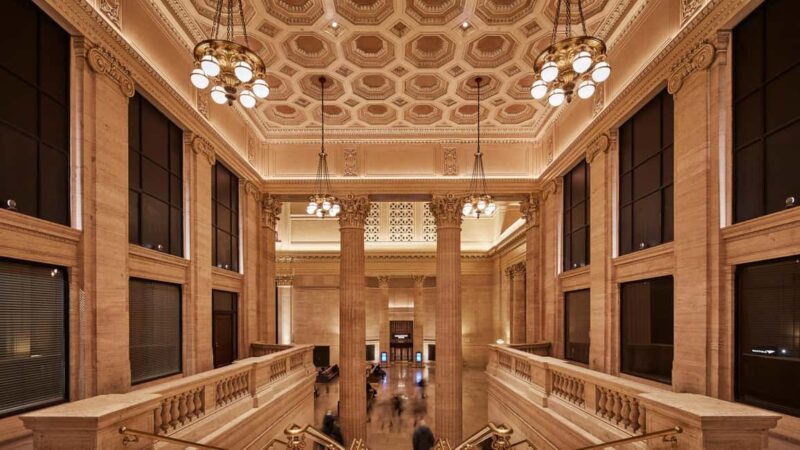 From Chicago:Federal building,Coal Mine&More 1 Day Tour - Visiting the Chicago Theater: A Cultural Landmark