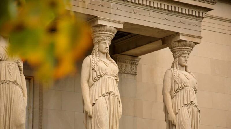 From Chicago:Federal building,Coal Mine&More 1 Day Tour - Views from Adler Planetarium