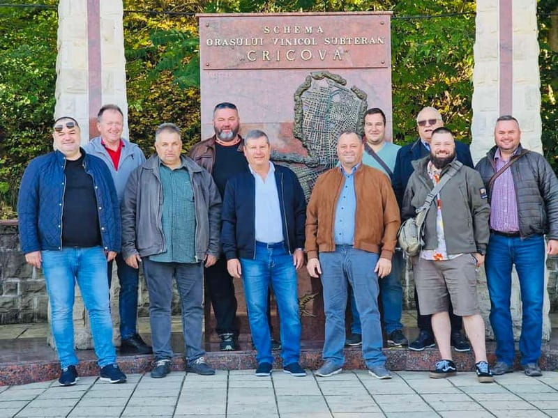 From Chisinau: Old Orhei complex and Cricova Wine Tasting - Guide Expertise and Tour Logistics