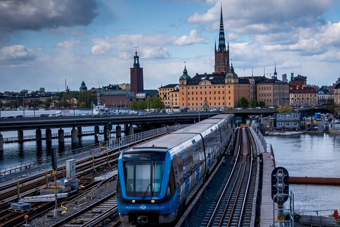 From Cobblestones to Castles. The Medieval Magic of The Old Town - Unique Features of the Cobblestone Streets and Colorful Buildings