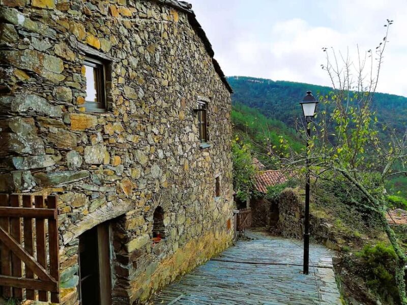 From Coimbra: a trip to the medieval roots of the Schist Villages of Lousã - Accessibility and Suitability