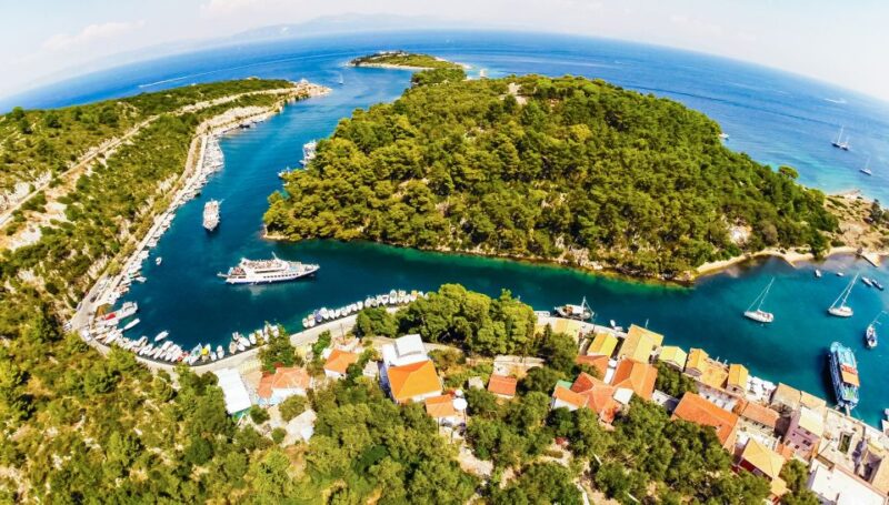 From Corfu: Day Cruise to Paxos, Antipaxos, and Blue Caves - The Guides and Crew: Multilingual Support and Expertise