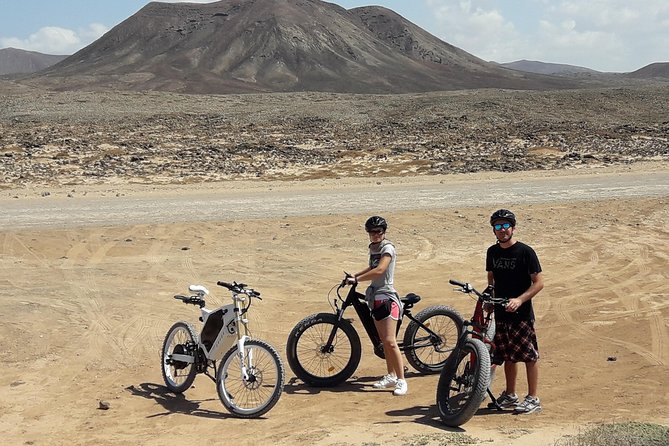 From Corralejo: E-bike/E-scooter 3-4 hour excursion - Key Points