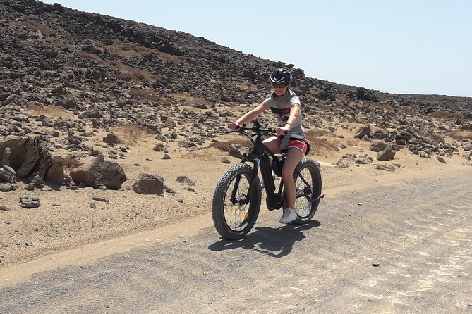 From Corralejo: E-bike/E-scooter 3-4 hour excursion - Starting Point and Booking Details in Corralejo
