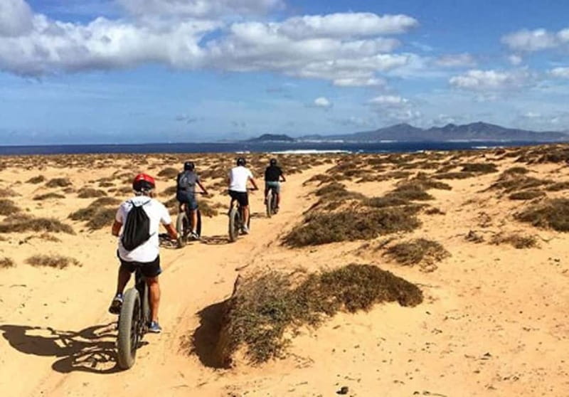 From Corralejo: Fuerteventura Guided E-Bike/E-scooter Tour - Journey Through the North Volcanic Chain: Bayuyo and Calderon Hondo