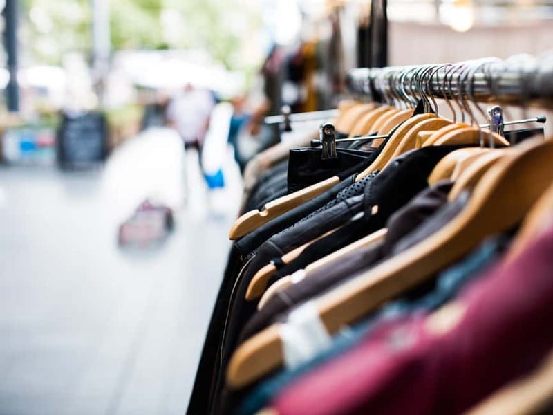 From Costa del Sol: Gibraltar Day Trip with Free Time - Taking Advantage of Free Shopping and Food Experiences