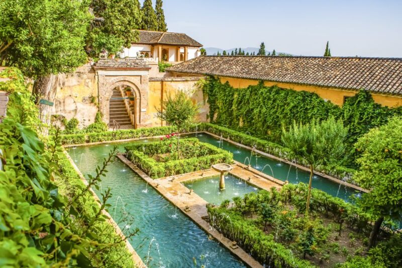 From Costa del Sol: Granada, Alhambra + Nasrid Palaces Tour - Discover the Unmissable Alhambra with Guided Insights from Costa del Sol