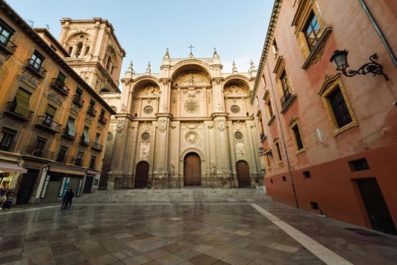 From Costa del Sol: Granada Day Trip Free Time 5h - Iconic Locations to Visit During Your Free Time in Granada