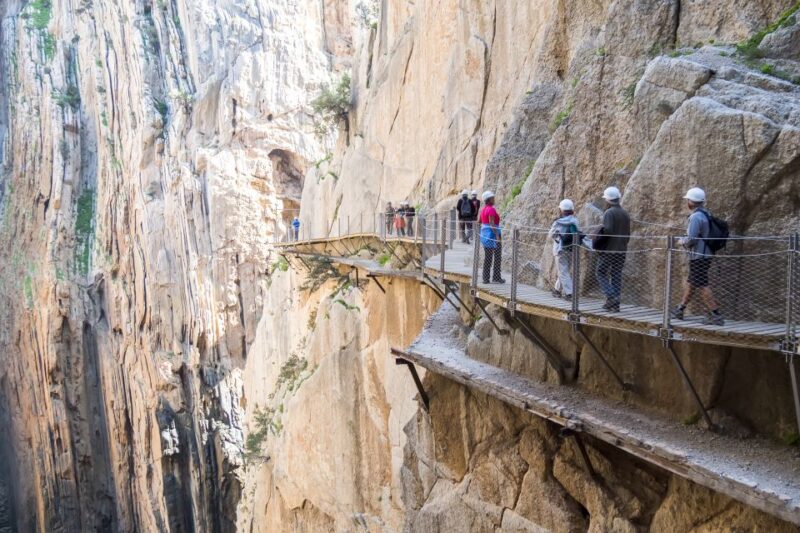 From Costa del Sol & Malaga: Caminito del Rey Guided Tour - Exploring the Start at Conde de Guadalhorce Dam