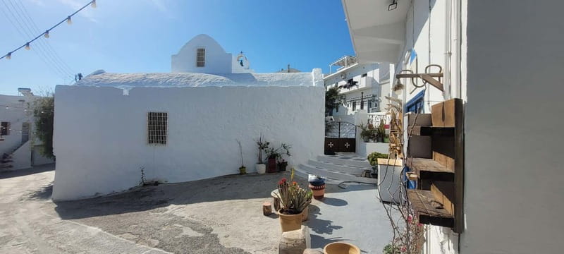 From Crete: Milos Island Day Trip with High-Speed Ferry - Key Points