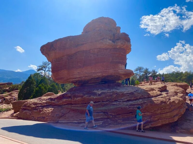 From Denver: Pikes Peak and Garden of the Gods Guided Tour - Climbing to the Summit of Pikes Peak