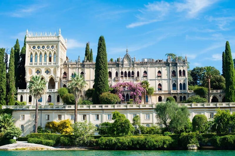 From Desenzano: Gulf of Salò & Isola del Garda Boat Trip - Admiring the Gulf of Salò’s Elegant Waterside Villas