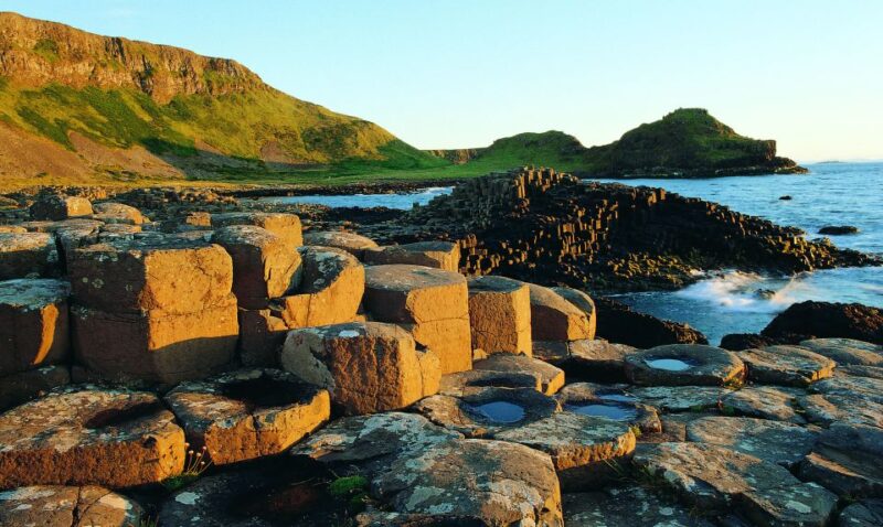 From Dublin: Giant's Causeway Tour and Whiskey Tasting - Logistics: Meeting Point and Group Dynamics