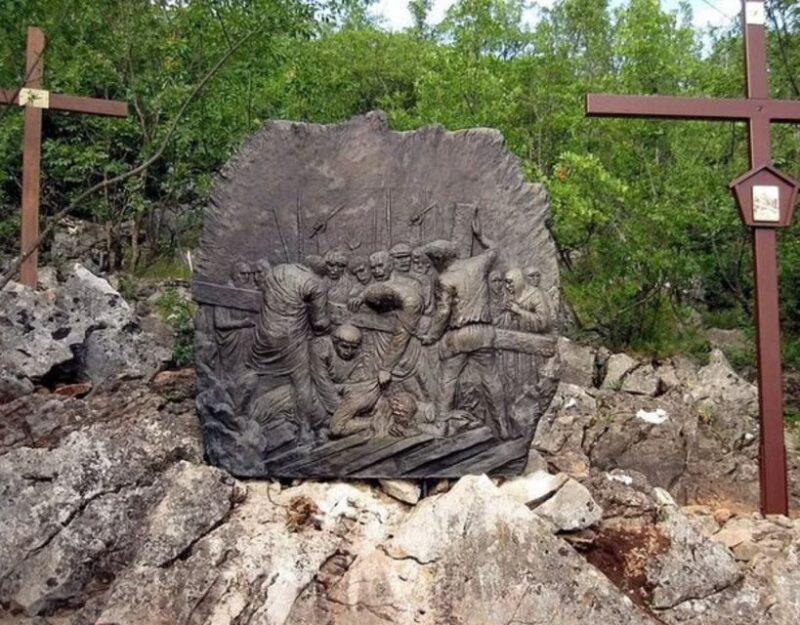 From Dubrovnik: Medjugorje Pilgrimage Site Day Tour - Key Points