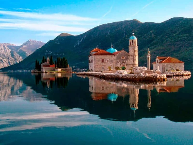 From Dubrovnik: Montenegro Boat Tour from Perast to Kotor - Visiting Perast and the Artificial Island of Our Lady of the Rocks