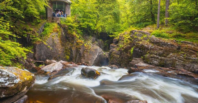 From Edinburgh: Full Day Scottish Highlands and Whisky Tour - Visiting the Kelpies: Scotland’s Largest Equine Statues