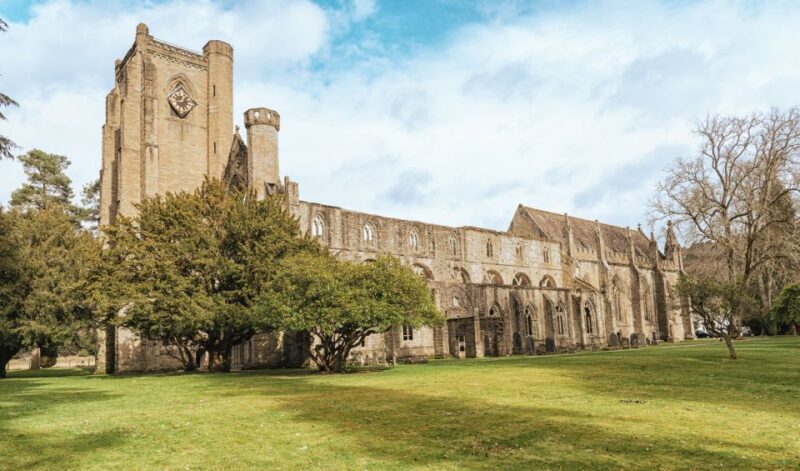 From Edinburgh: Loch Ness, Glencoe, and Inverness Tour - Discover Scotland’s Iconic Landscapes and Historic Sites in One Day