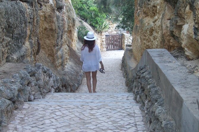 From Faro: 7 Valleys Hiking, Benagil Cave, & Snorkeling Tour - Relaxing at Marinha Beach and Snorkeling