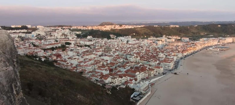 From Fátima to Nazaré: Adventurous Discovery E-Bike Tour - Approaching Nazaré and Its Famous Giant Waves