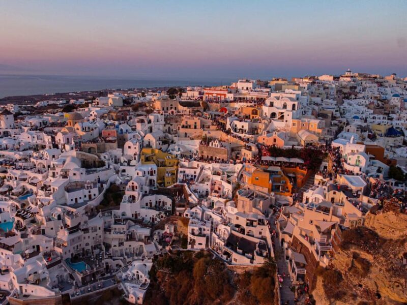 From Fira: Santorini Highlights Minibus Tour with Oia Sunset - Guide and Transport Quality