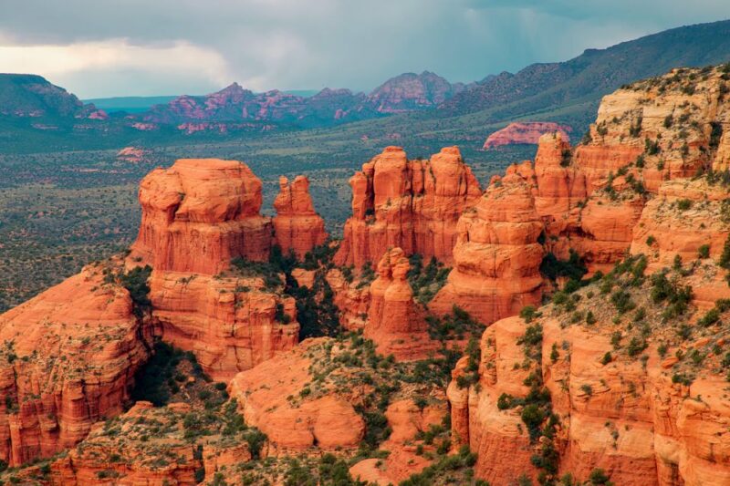 From Flagstaff: Sedona Red Rock Explorer Day Trip - Iconic Sedona Highlights: Cathedral of the Holy Cross and Airport Overlook