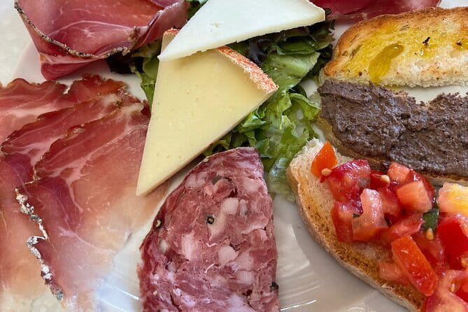 From Florence: Exclusive Tuk Tuk & Wine Experience in Tuscany - Key Points