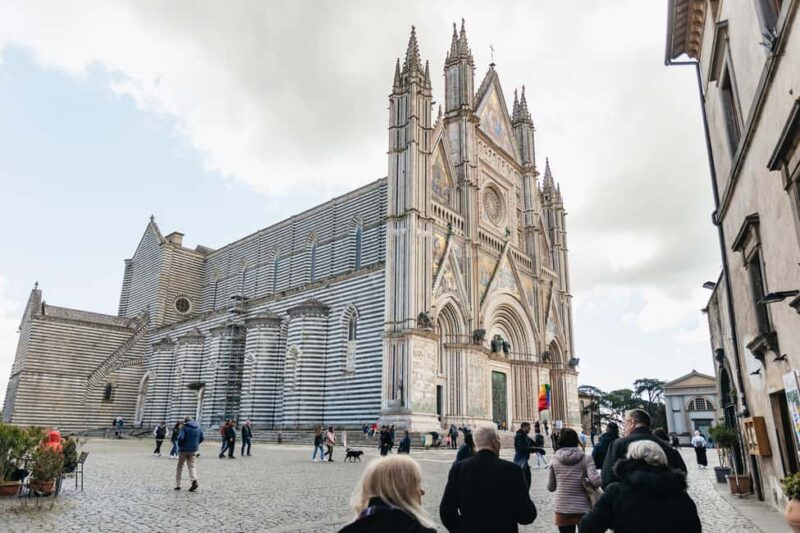 From Florence: Orvieto and Assisi Tour with Church Visits - Practicalities: Meeting Point, Group Size, and Accessibility