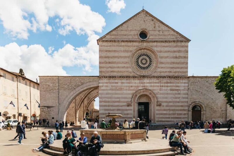 From Florence: Orvieto and Assisi Tour with Church Visits - Considerations Based on Reviews