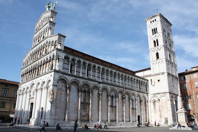 From Florence: Pisa & Lucca Day Tour with Buccellato Tasting - The Route and Travel Time Between Locations
