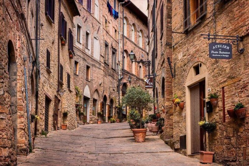 From Florence: PRIVATE Tour of San Gimignano and Volterra - Volterra’s Ancient Etruscan and Roman Roots