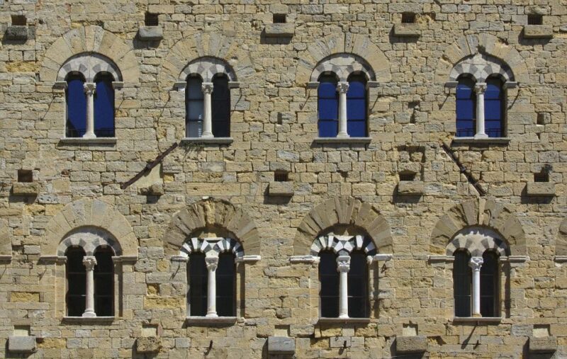 From Florence: PRIVATE Tour of San Gimignano and Volterra - Discovering Volterra’s Fortezza Medicea and Palazzo dei Priori