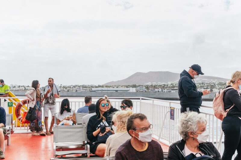 From Fuerteventura: Lanzarote Tour (lunch, winery and more) - Tasting the acclaimed wines of La Geria