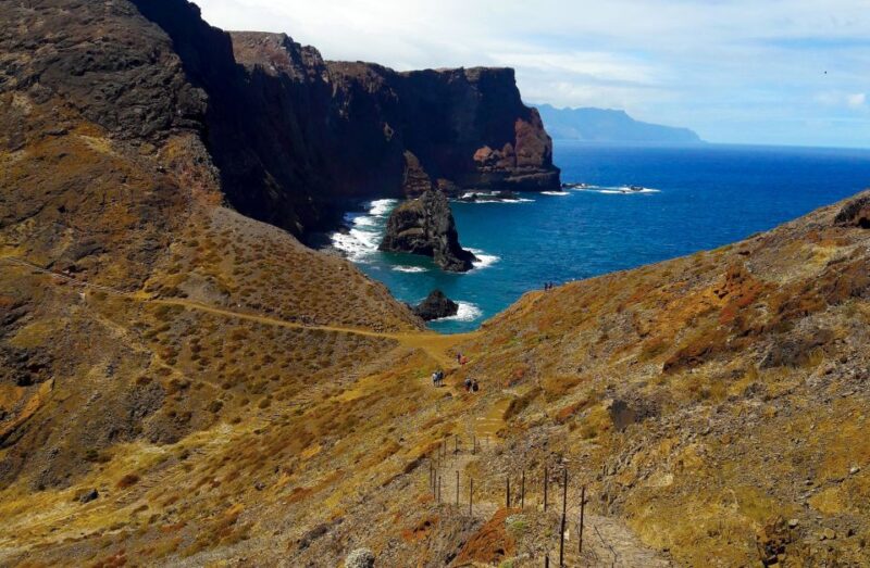 From Funchal: Ponta de São Lourenço/Caniçal Full-Day Hike - End-of-Day Ocean Swim and Leisure