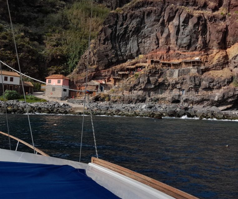 From Funchal: West Bays Sailing Tour with Lunch - Stops for Swimming and Snorkeling