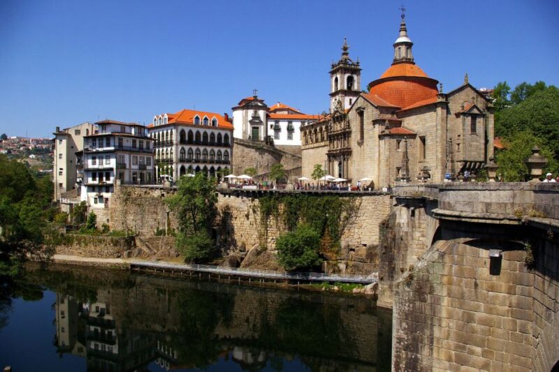 From Gaia Douro Valley Tour Wine Tasting River Cruise Lunch - Pinhão and the Vineyards: Picturesque and Photogenic