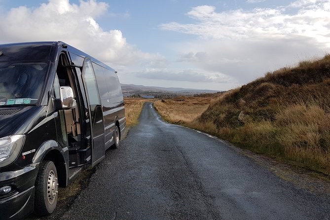 From Galway: Guided tour of Connemara with 3 hour stop in Kylemore Abbey - Main Stop Options: Kylemore Abbey or Connemara National Park