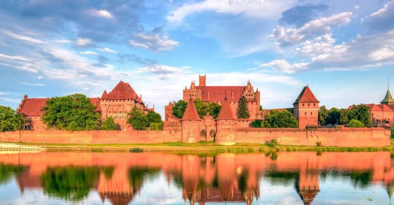 From Gdansk: Malbork Castle Half-Day Private Tour - Discover Malbork Castle on a Private Half-Day Tour from Gdansk