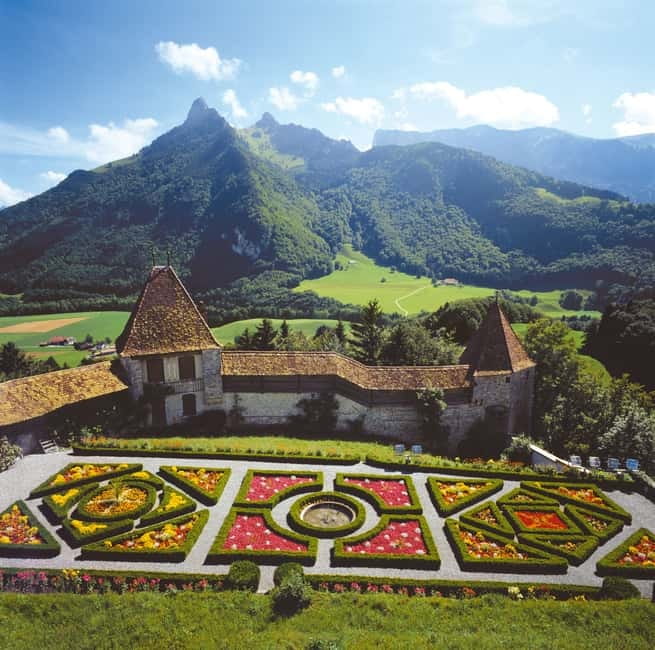 From Geneva: Gruyères Tour with Cheese & Chocolate Factories - Free Time and Sightseeing in the Medieval Village of Gruyères