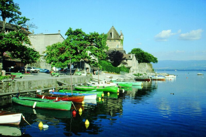 From Geneva: Yvoire medieval village & Lake Geneva Cruise - Key Points