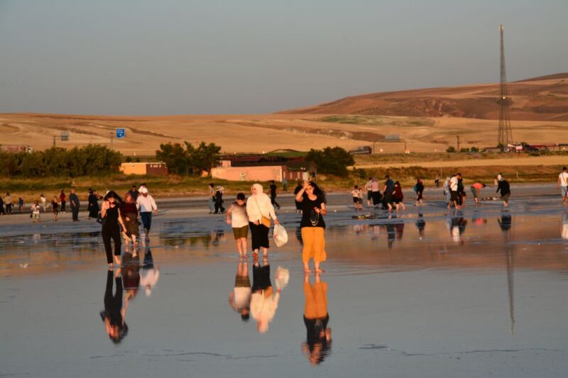 From Göreme: Salt Lake Tour at Sunset - Sunset Spectacle Over Turkey’s Salt Lake