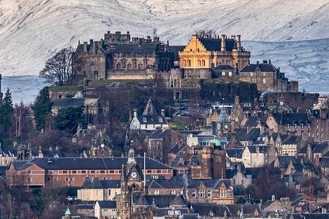 From Greenock: Stirling Castle, Culross and Glasgow Private Tour - Passing by the City Centre Mural Trail