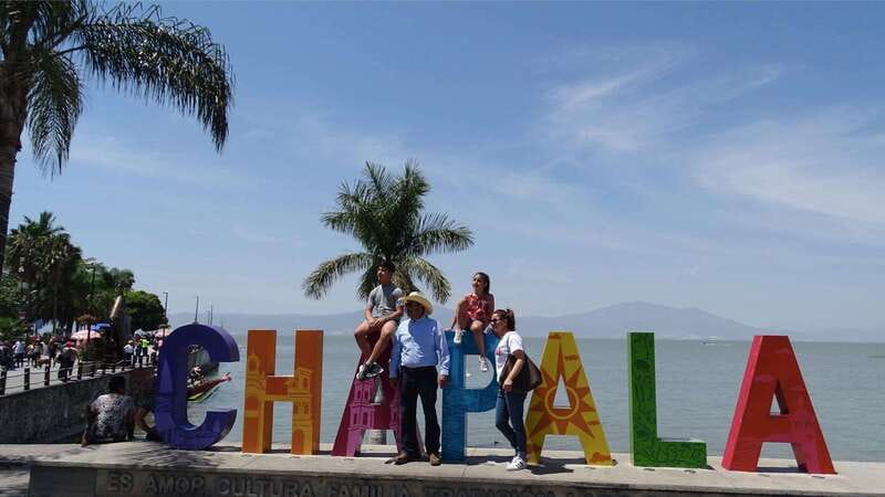 From Guadalajara: Chapala - Ajijic Tour - Discover the Lakeside Charm of Chapala and Ajijic on a Guided Tour from Guadalajara