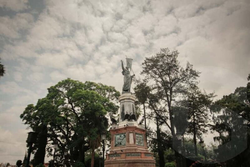 From Guanajuato: Dolores Hidalgo and San Miguel Group Tour - Lunch Break at "El Taco Real II"