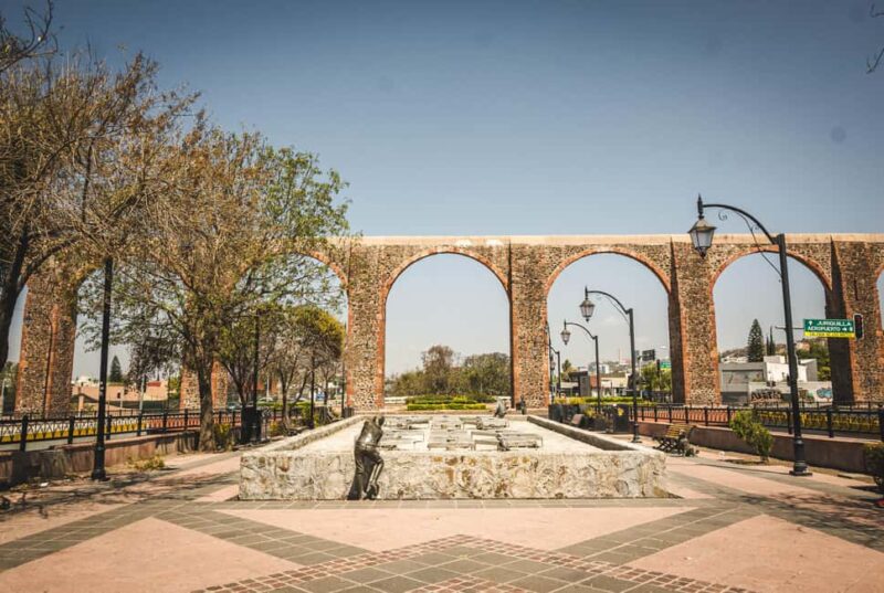 From Guanajuato: Private Tour to Queretaro & Pena de Bernal - Comfortable Return to Guanajuato